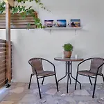 Tasoula With Garden View *