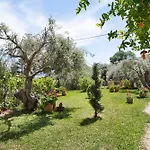 아파트 Tasoula With Garden View 니키아나