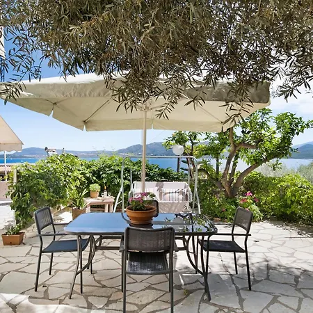 Lejlighed Tasoula With Garden View